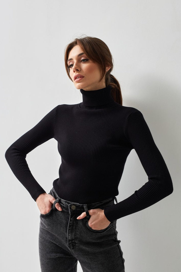 Maglione a collo alto a coste Eterna Contour