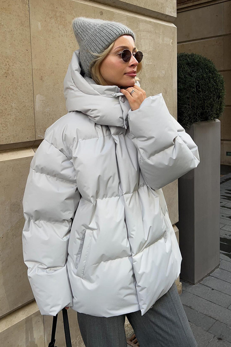 Elegante piumino oversize da donna