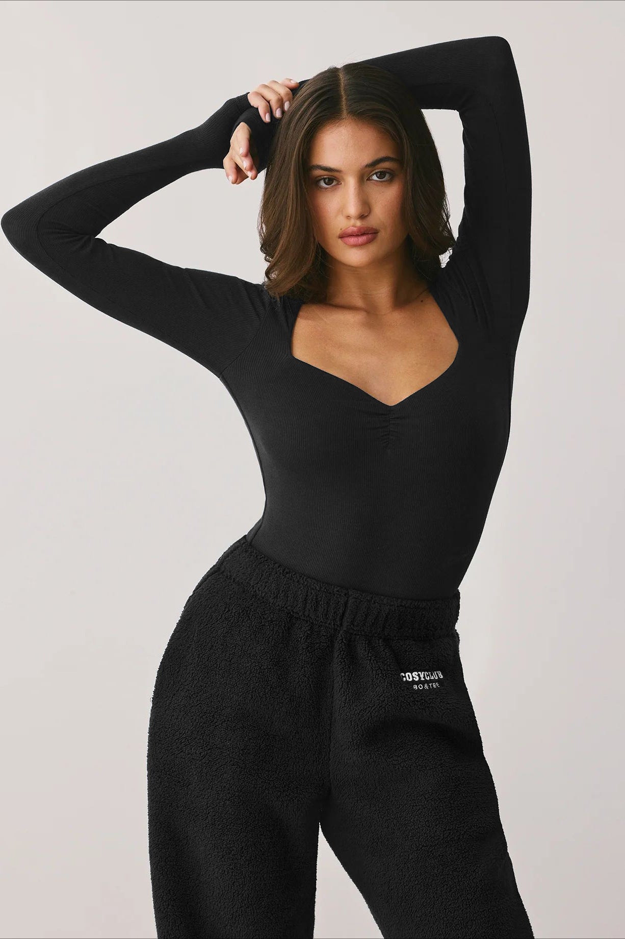 Maglione donna a collo quadrato a coste slim fit