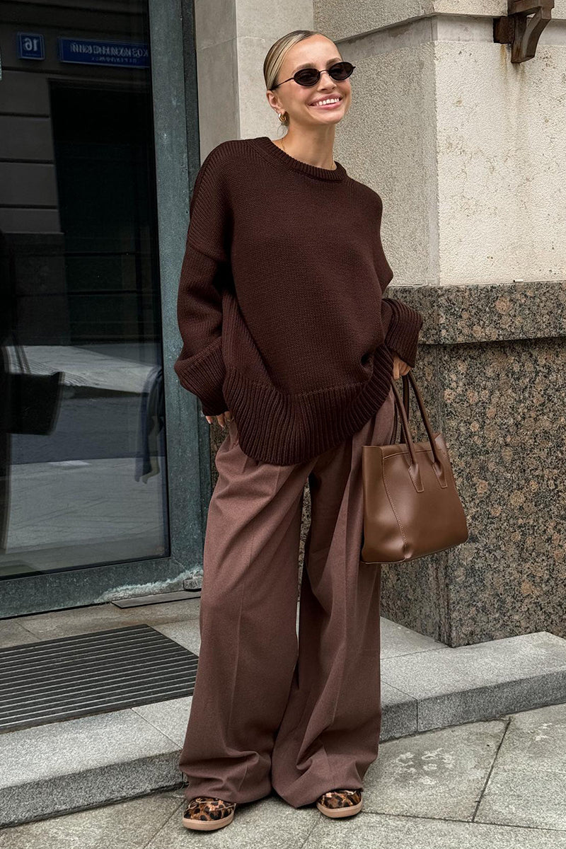 Maglione oversize da donna in maglia color carbone con scollo rotondo