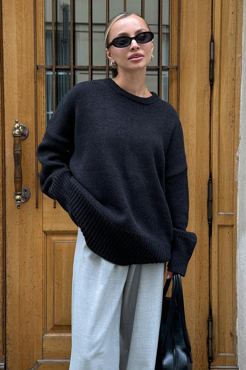 Maglione oversize da donna in maglia color carbone con scollo rotondo
