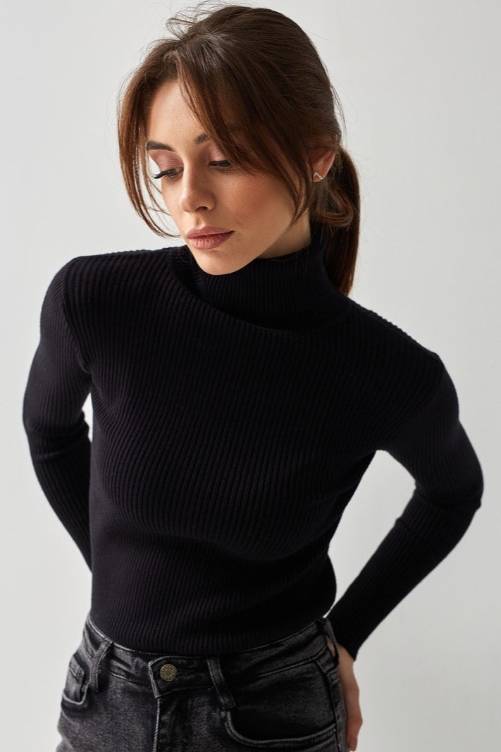 Maglione a collo alto a coste Eterna Contour