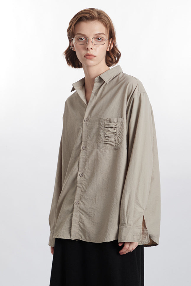 Camicia da donna oversize con bottoni beige