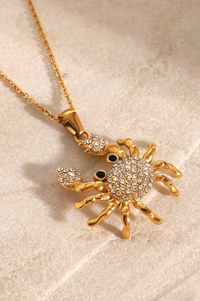 Collana con ciondolo a forma di granchio in oro