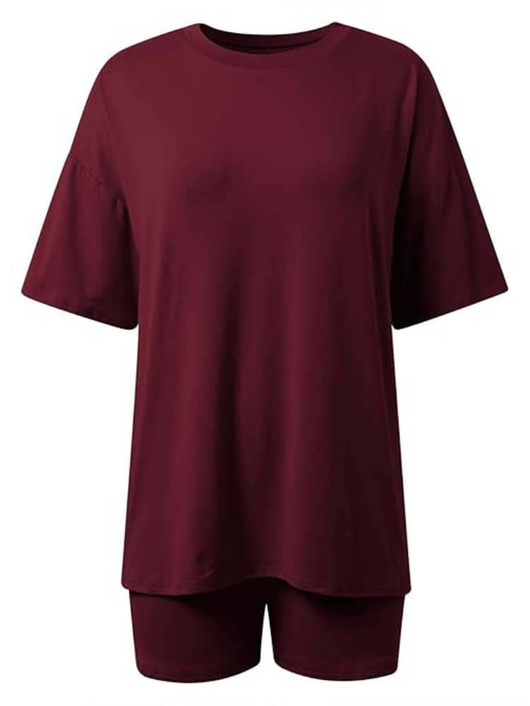 Completo da salotto morbido ed elasticizzato da donna: comodo ed elegante completo da 2 pezzi