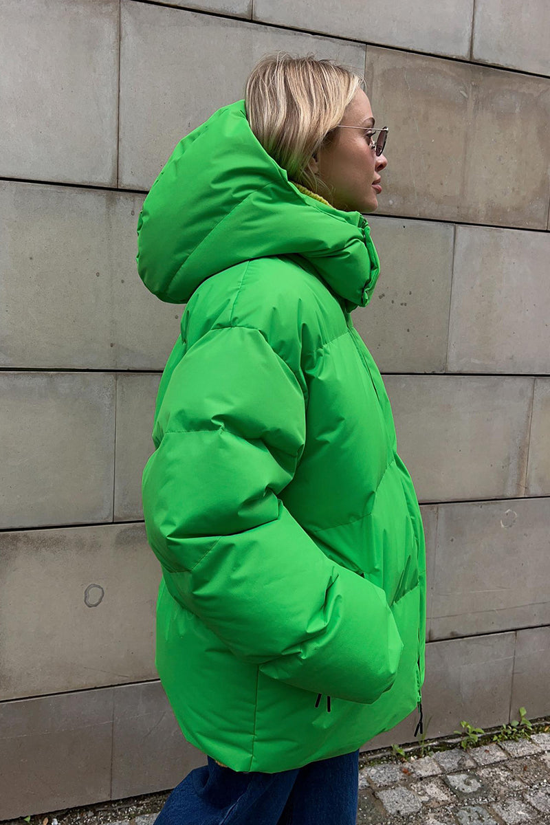 Elegante piumino oversize da donna