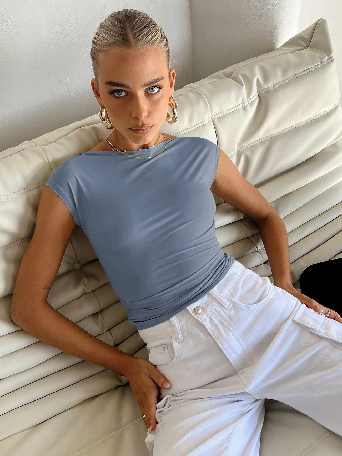 Top corto traspirante aderente con schiena scoperta sexy blu
