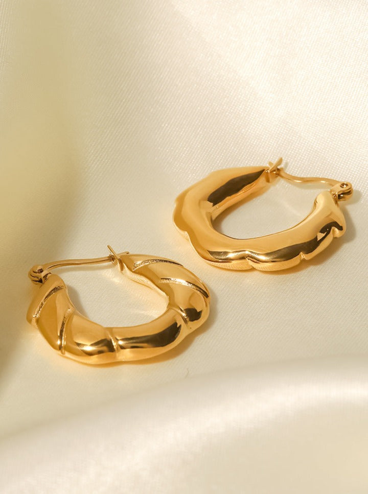Orecchini di moda circolari irregolari placcati in oro 18 carati