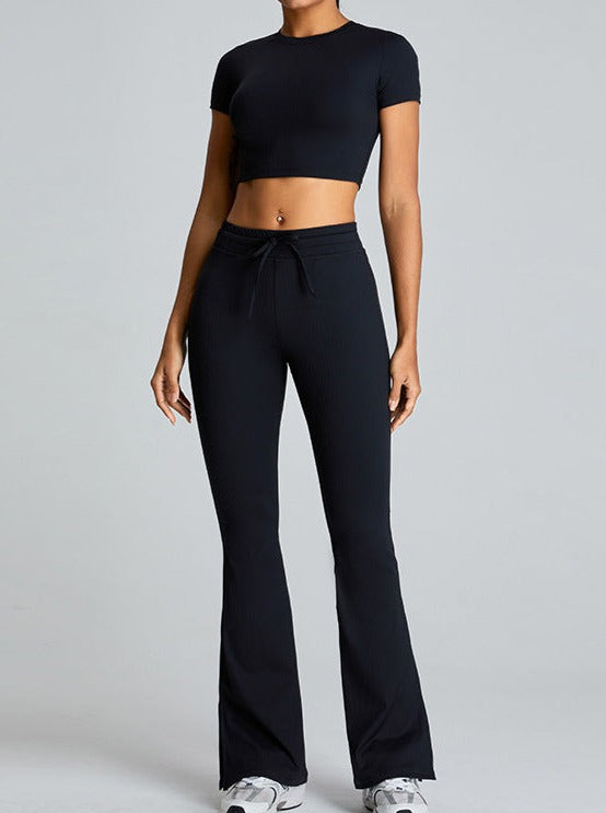 Pantaloni fitness neri con coulisse e sollevamento del sedere svasati