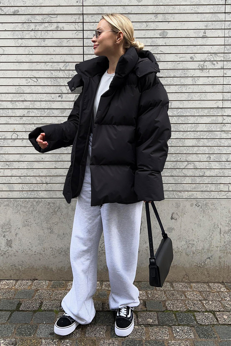 Elegante piumino oversize da donna