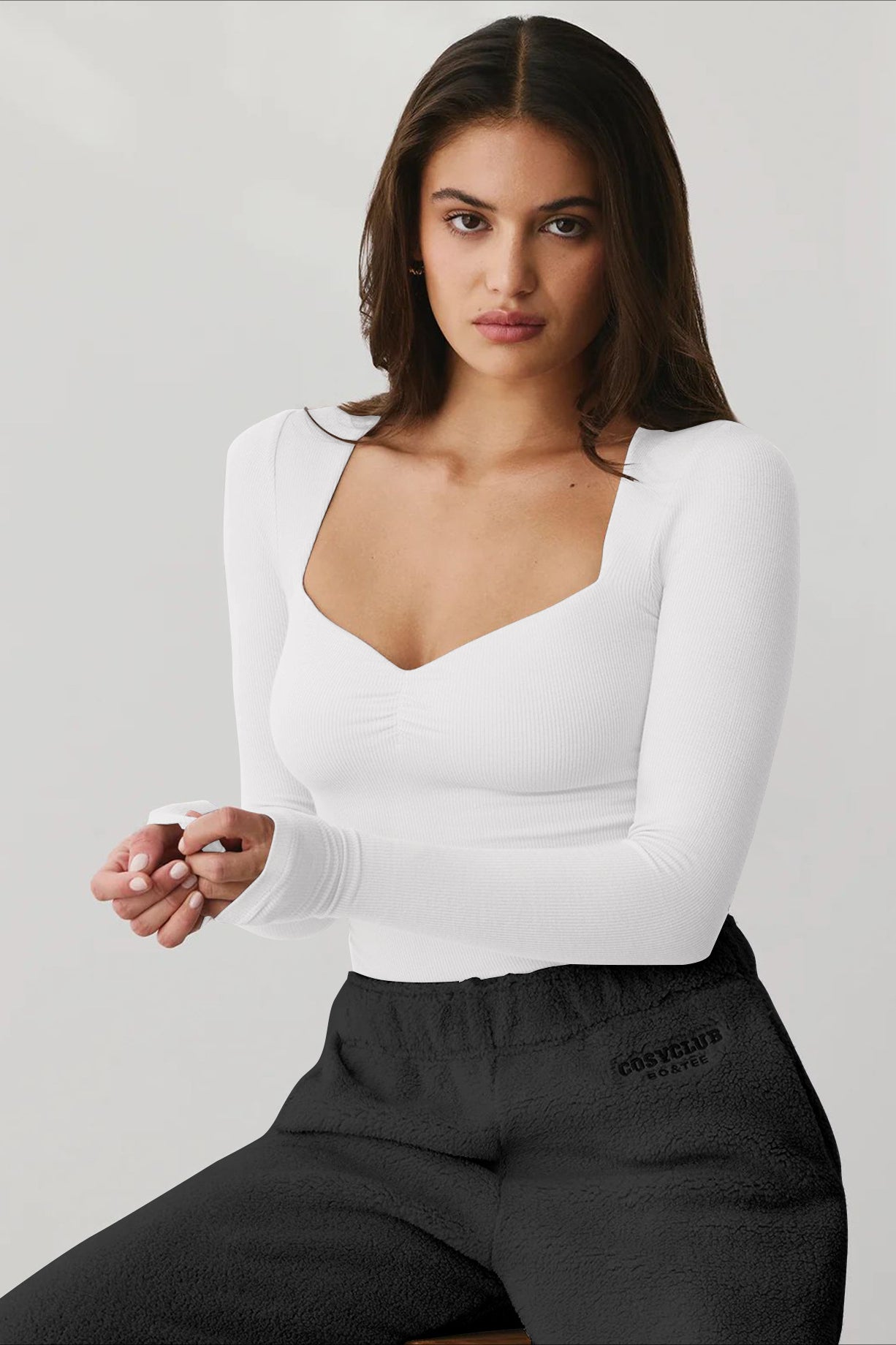 Maglione donna a collo quadrato a coste slim fit