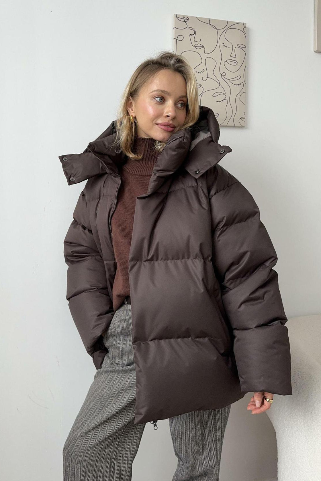 Elegante piumino oversize da donna