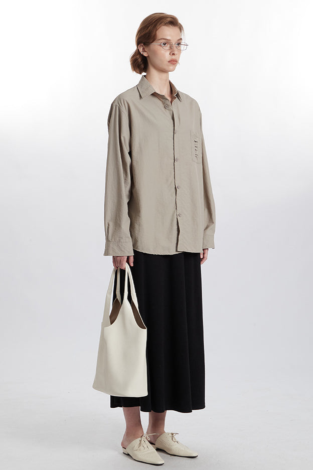 Camicia da donna oversize con bottoni beige