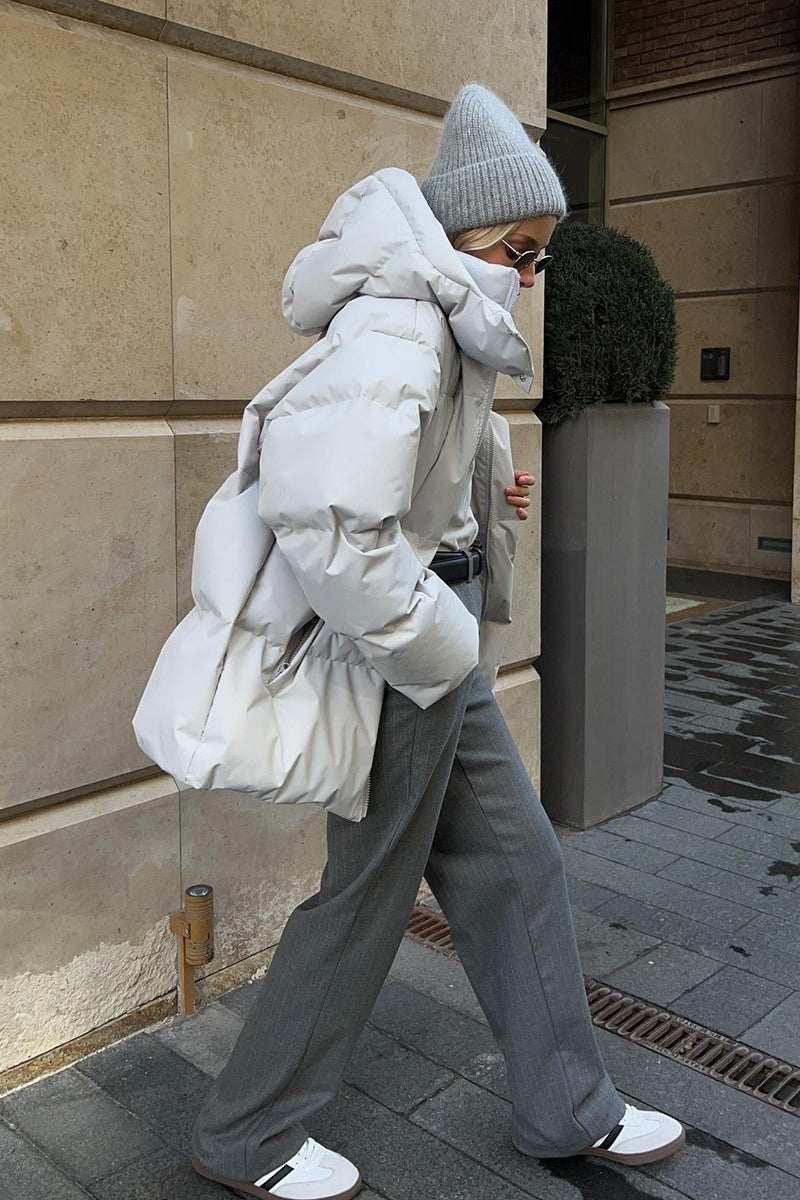 Elegante piumino oversize da donna