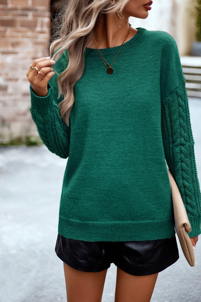 Maglione verde a maniche lunghe con scollo tondo 